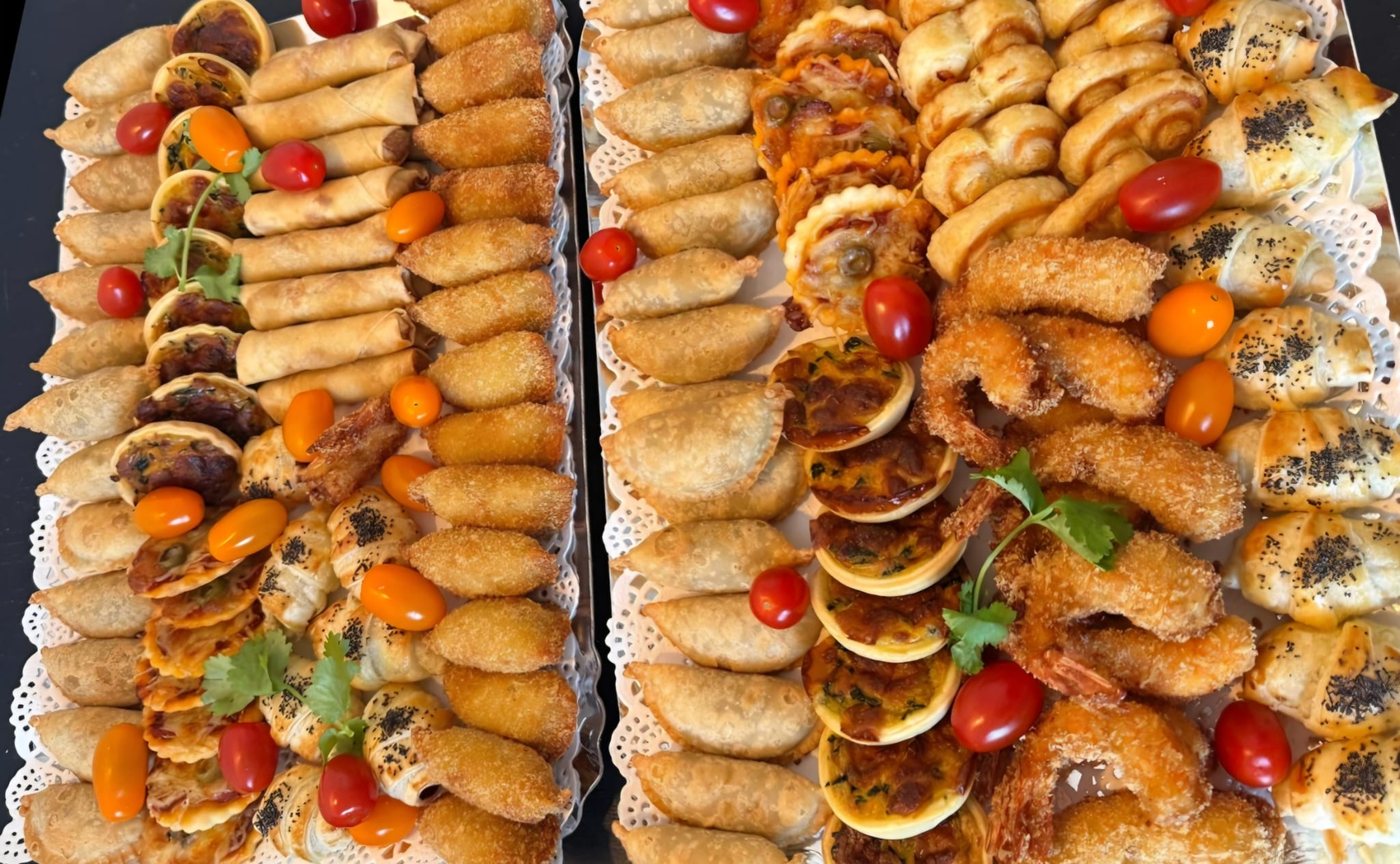Plateaux de bouchées assorties